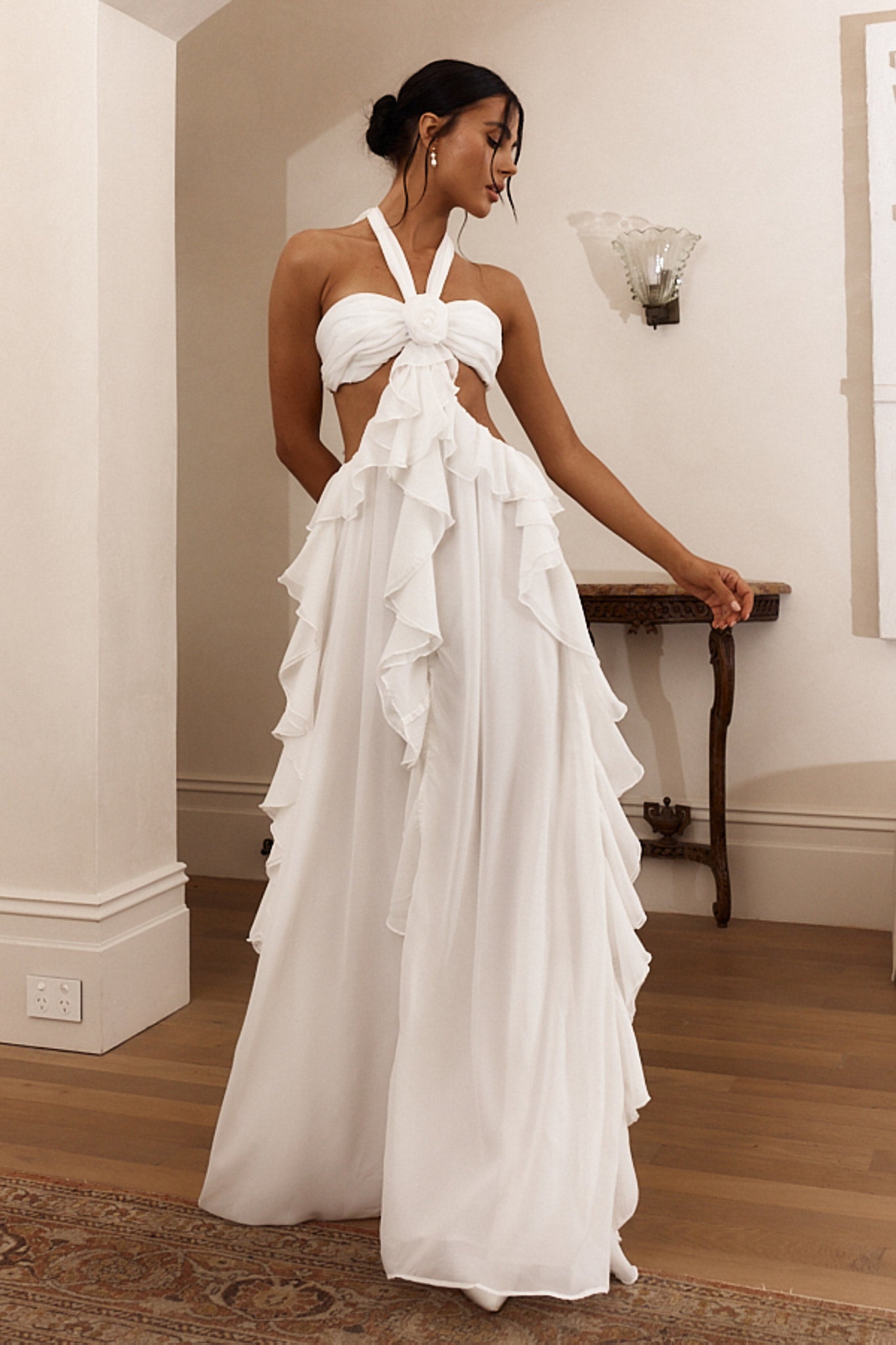 NOUVEAU RICHE Flor Rüschen Maxikleid Für Festliche Anlässe Mit Blumenmuster Elegant Und Auffällig Weiß
