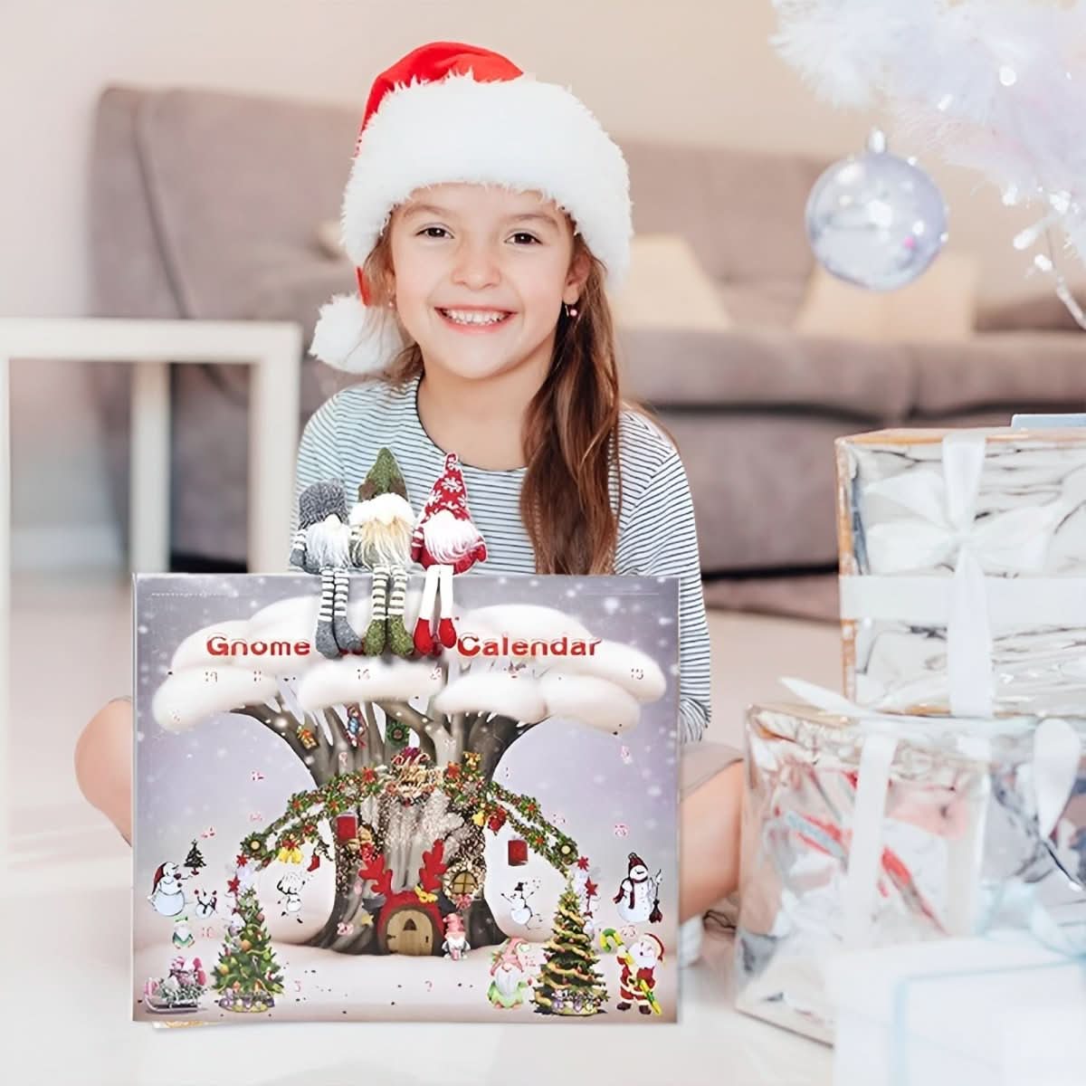 NOUVEAU RICHE Adventskalender mit Plüsch-Wichteln – Handgemachter wiederverwendbarer Stoffkalender mit 3 Wichteln & 21 Überraschungen, 3 Varianten Weihnachtswichtel – neues Modell