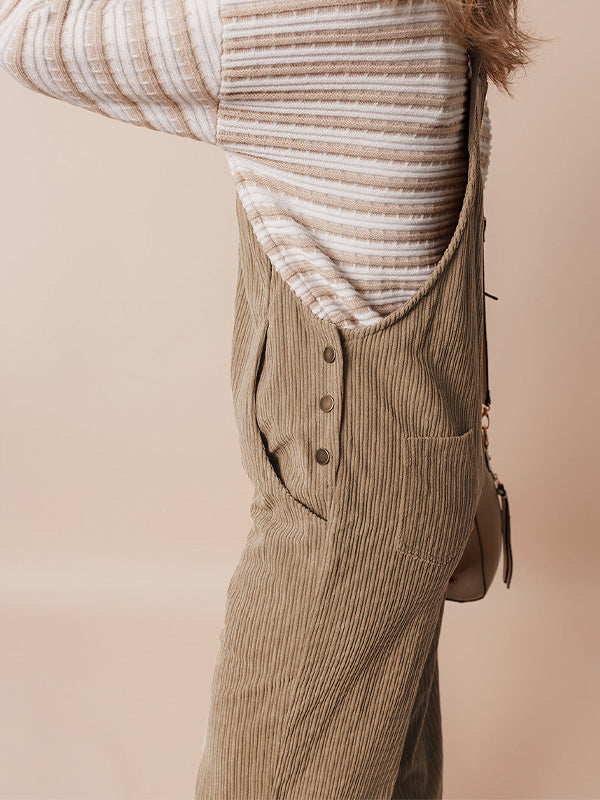 NOUVEAU RICHE Gemütlicher Damen Cord Overall mit Lockere Passform und Quadratischem Ausschnitt aus Weichem Geripptem Stoff