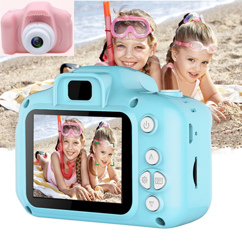 NOUVEAU RICHE ToyCam HD – Kinderkamera 1080p mit Foto & Video, stossfeste Hülle, inkl. 16-GB-Speicherkarte, Pink oder Blau