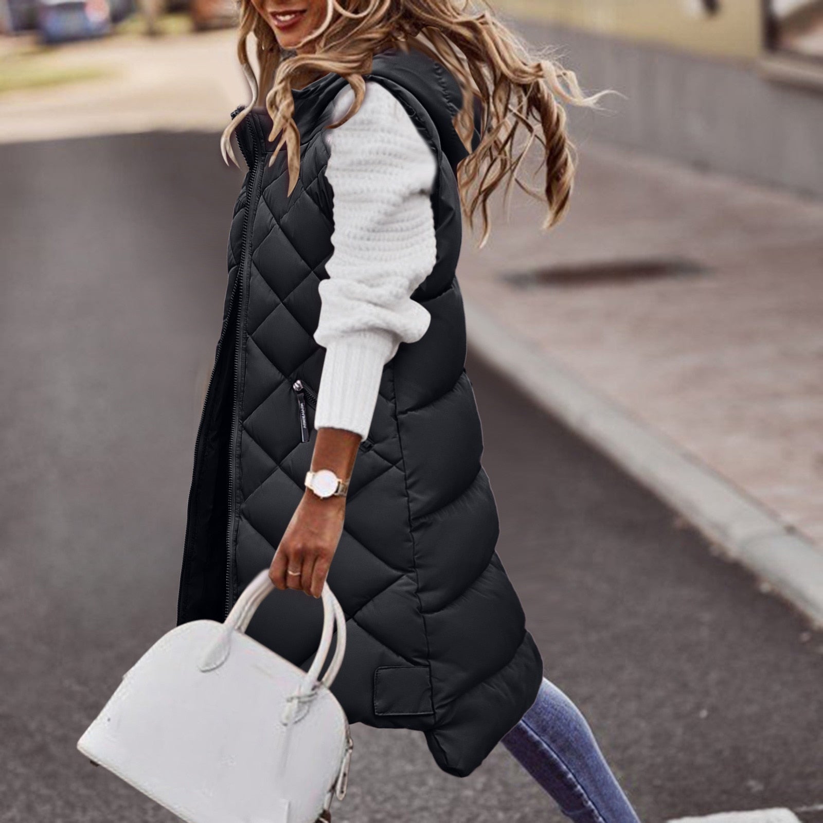 NOUVEAU RICHE Damen Lange Steppweste – Stylische Puffer-Weste mit Kapuze für den Herbst Schwarz
