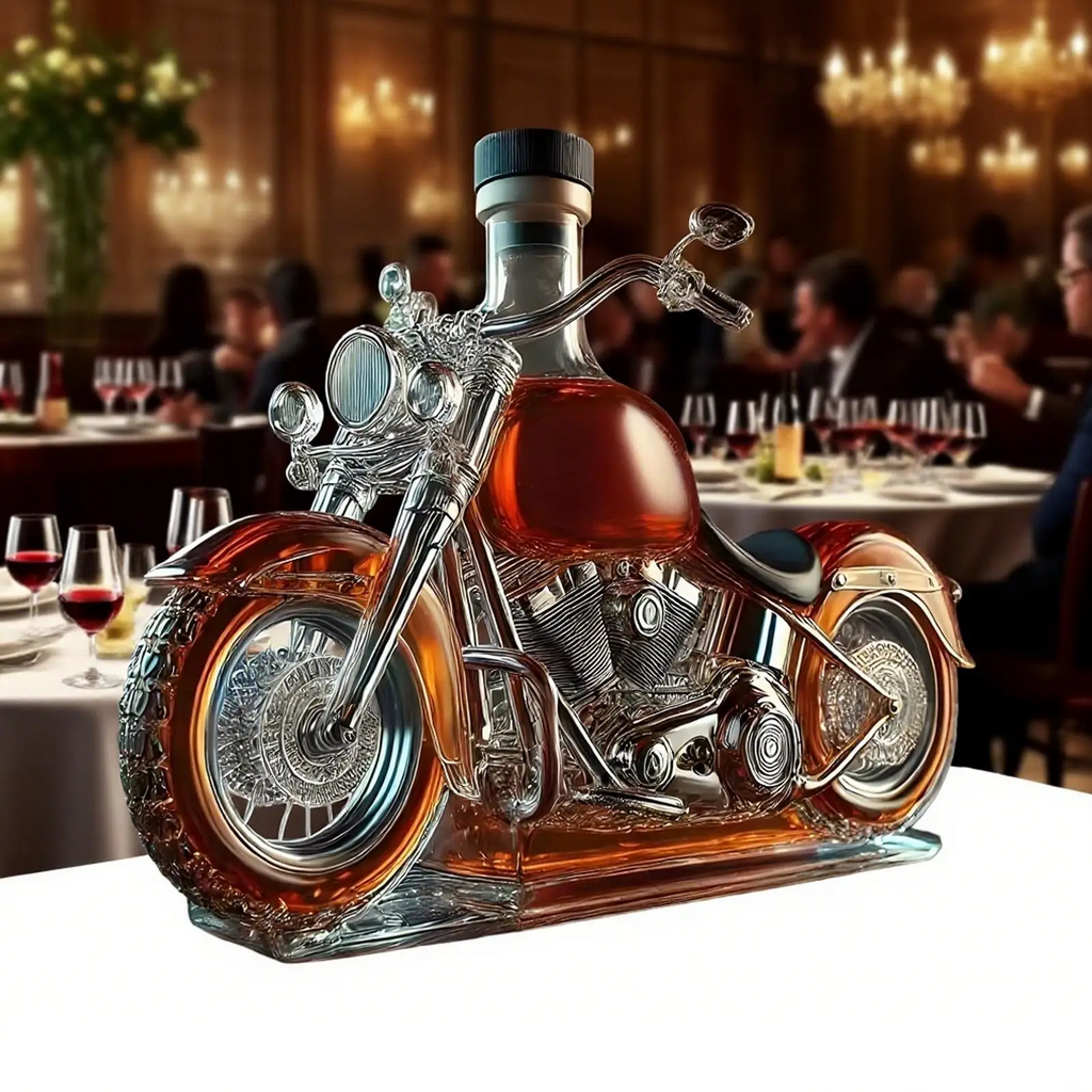 NOUVEAU RICHE Motorrad-förmige Whiskykaraffe für die Hausbar mit Einzigartigem Design
