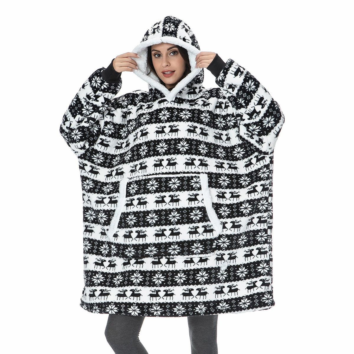 NOUVEAU RICHE Hoodie & Decke in Einem – Oversize Decke mit Ärmeln & Kapuze für Damen, Weicher Fleece mit Kängurutasche, 12 Farben – Luna