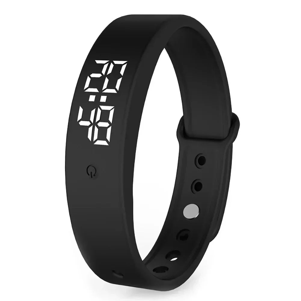 NOUVEAU RICHE Smartwatch Wasserdichte Fitnessuhr Mit Benachrichtigungen Schwarz