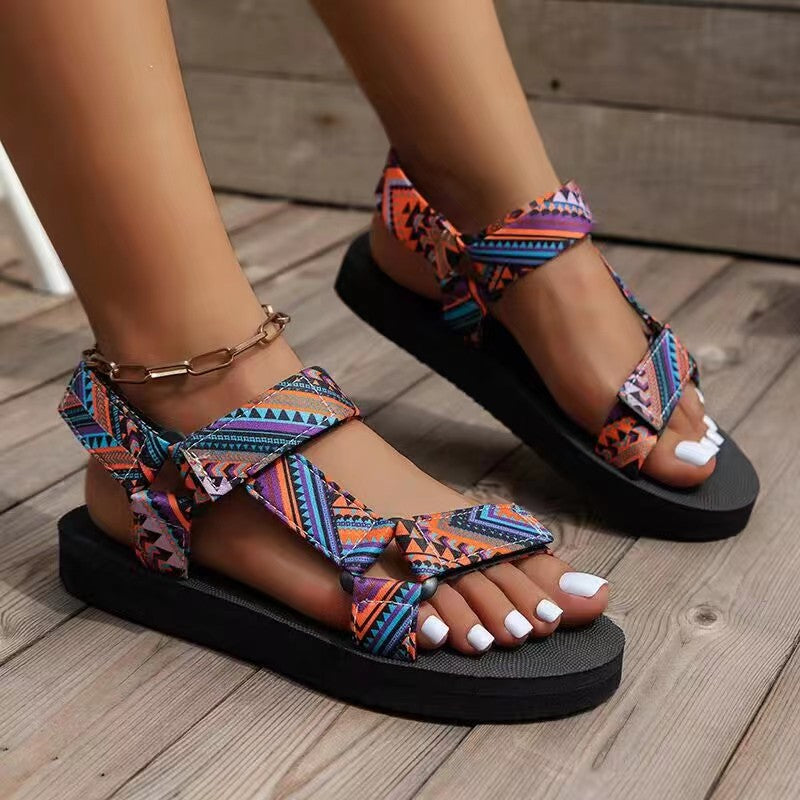 NOUVEAU RICHE Chloé | Damen Sandalen – Farbenfrohes Sommerdesign, Leichtes Tragegefühl & Modische Akzente Blau Stoff