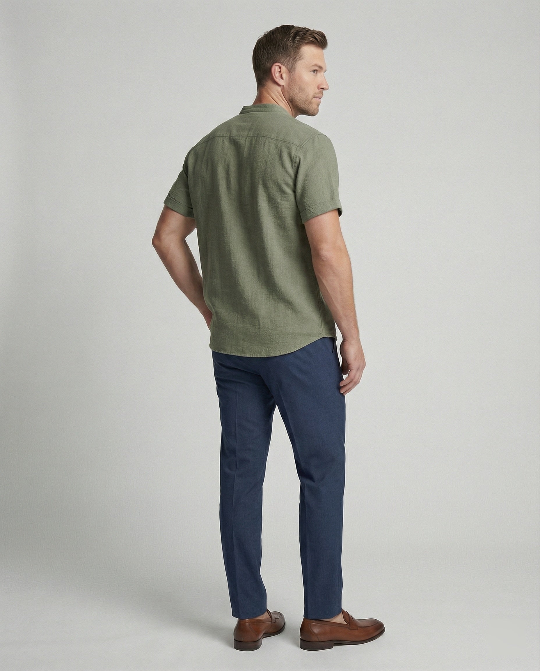 Heidi-Mode | Hochwertiges, Bequemes Herren-Polo mit V-Ausschnitt 3