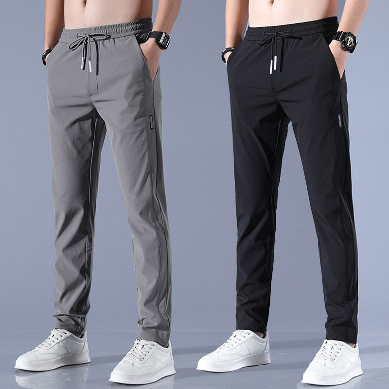 NOUVEAU RICHE Herren Jogginghose Tapered Fit Elastischer Bund Kordelzug