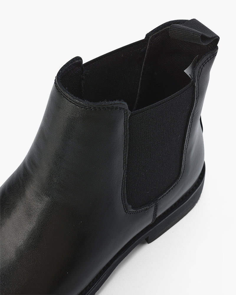 NOUVEAU RICHE Herren Chelsea Boots Kalbswildleder Schwarz Braun