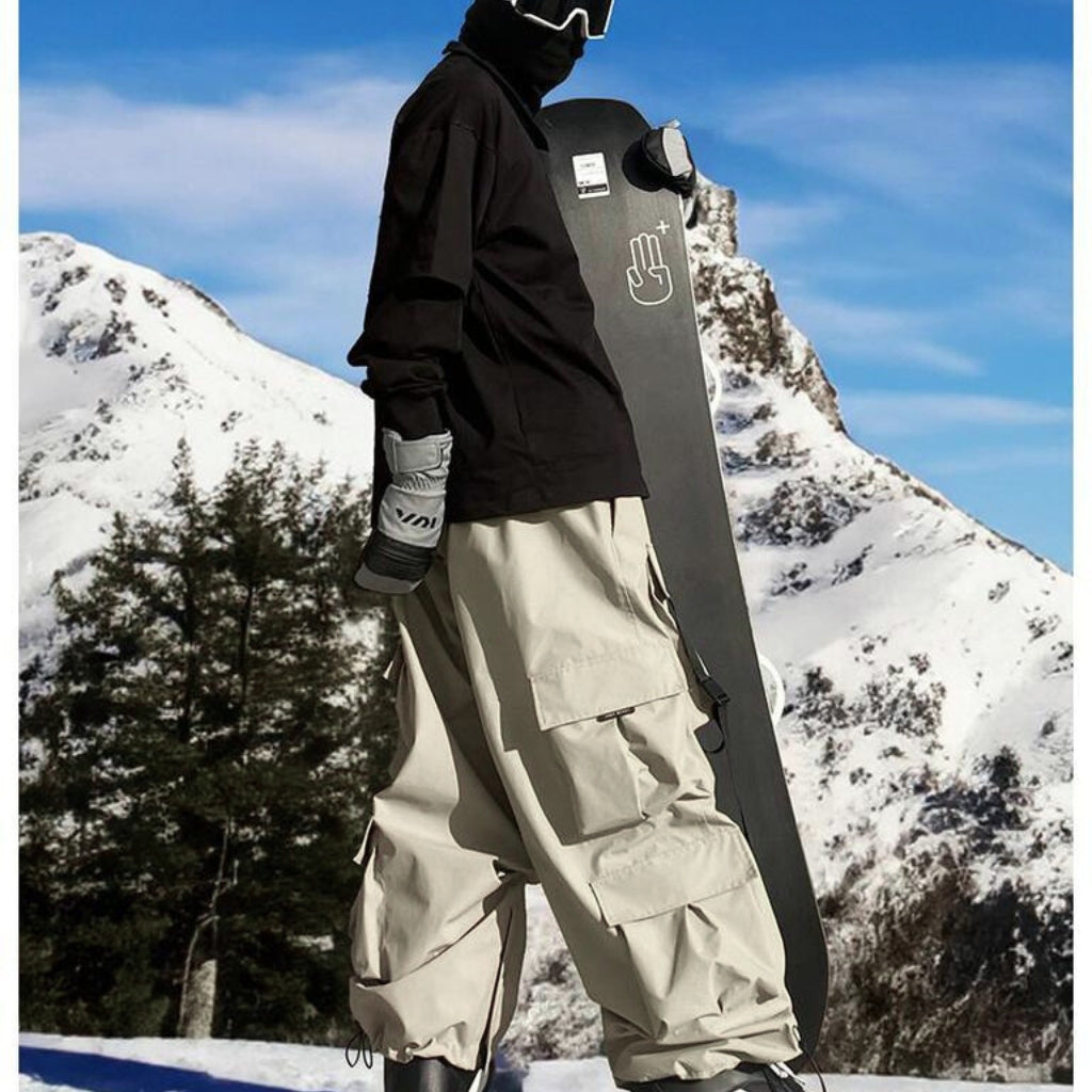 NOUVEAU RICHE Herren Skihose Im Baggy-Stil Mit Cargotaschen Schnallenverschlüssen