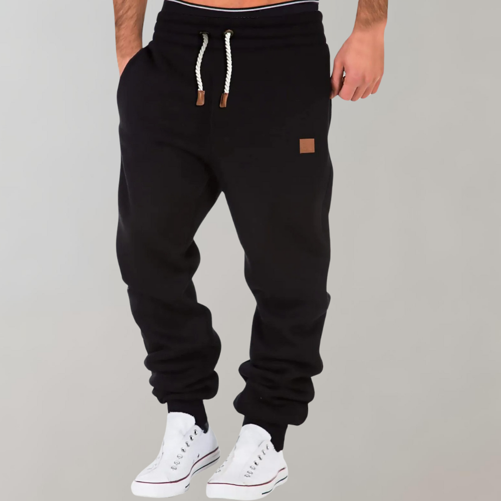 NOUVEAU RICHE Herren Jogginghose Bequem Weich Vielseitig Alltagsbegleiter Schwarz