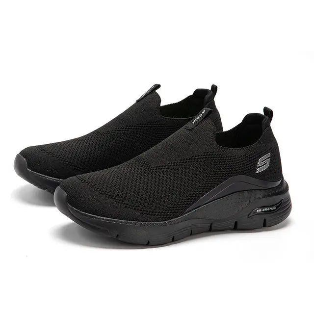 NOUVEAU RICHE Bequeme Schwarze Slip On Sneaker Aus Baumwollmix Alltag Ganz schwarz