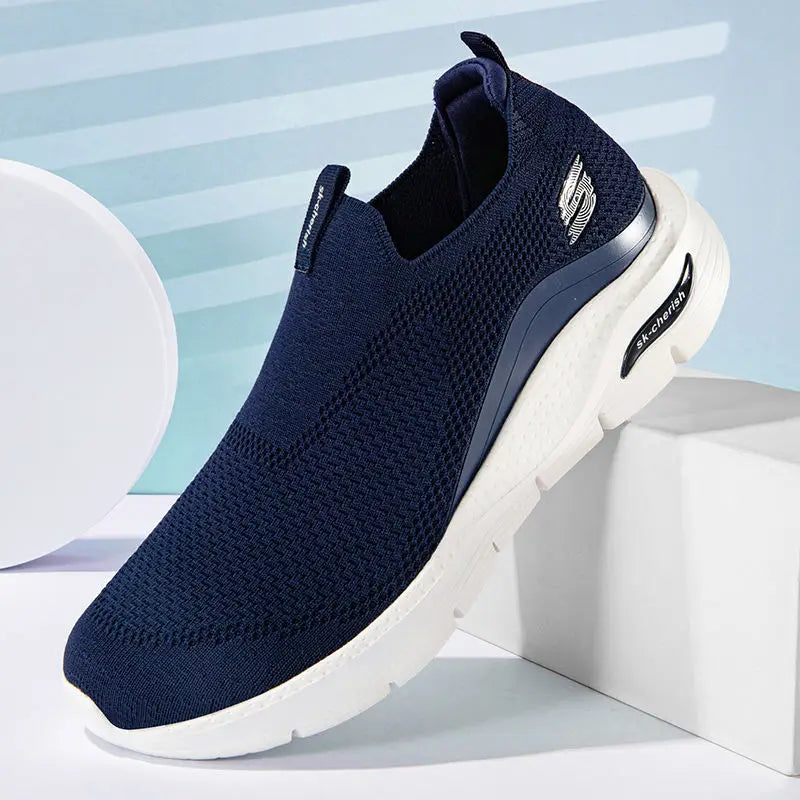 NOUVEAU RICHE Bequeme Schwarze Slip On Sneaker Aus Baumwollmix Alltag