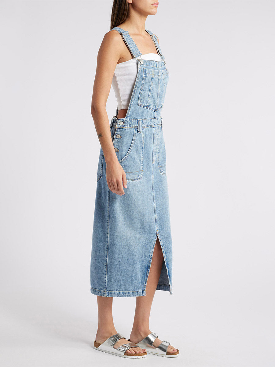NOUVEAU RICHE Jeans Overallkleid Mit Schlitz Vorne Vielseitiges Denim Kleid Für Damen Komfortabler Freizeitstil Und Klassischer Look