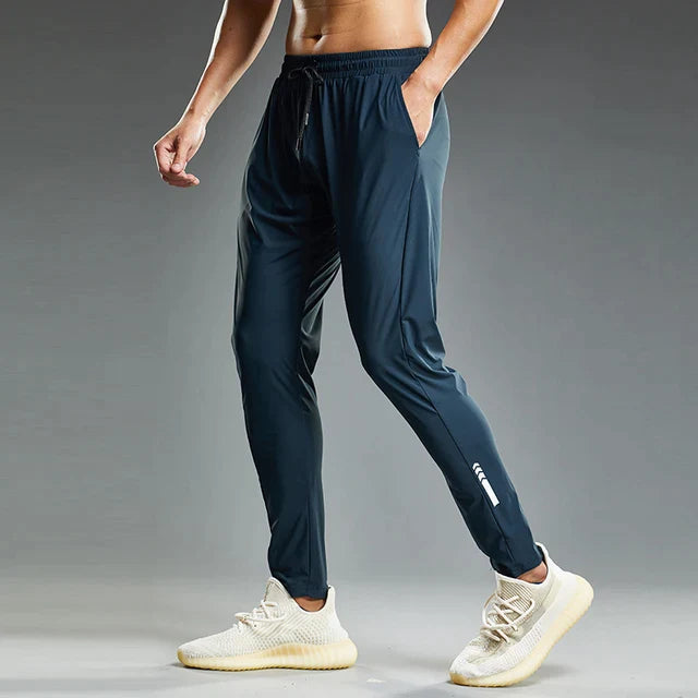 NOUVEAU RICHE Joggerhose Für Herren Slim Fit Mit Konischem Bein Elastischem Bund Und Kordelzug Für Bequemen Athleisure Stil Mit Seitentaschen Graublau