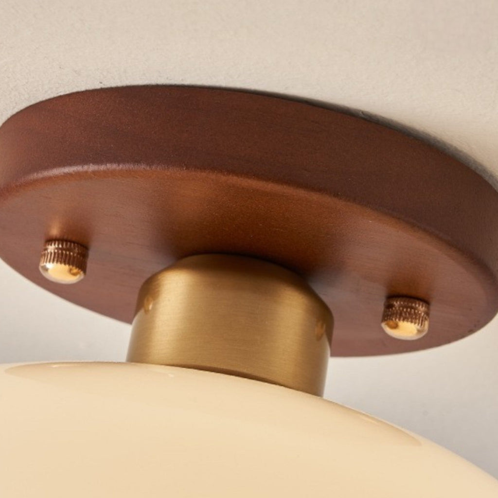 NOUVEAU RICHE Klassische Bauhaus-Deckenleuchte – Deckenlampe mit Cremefarbenem Glas & Metallsockel, Flach, Warmweiss, Ø20 / Ø28 cm