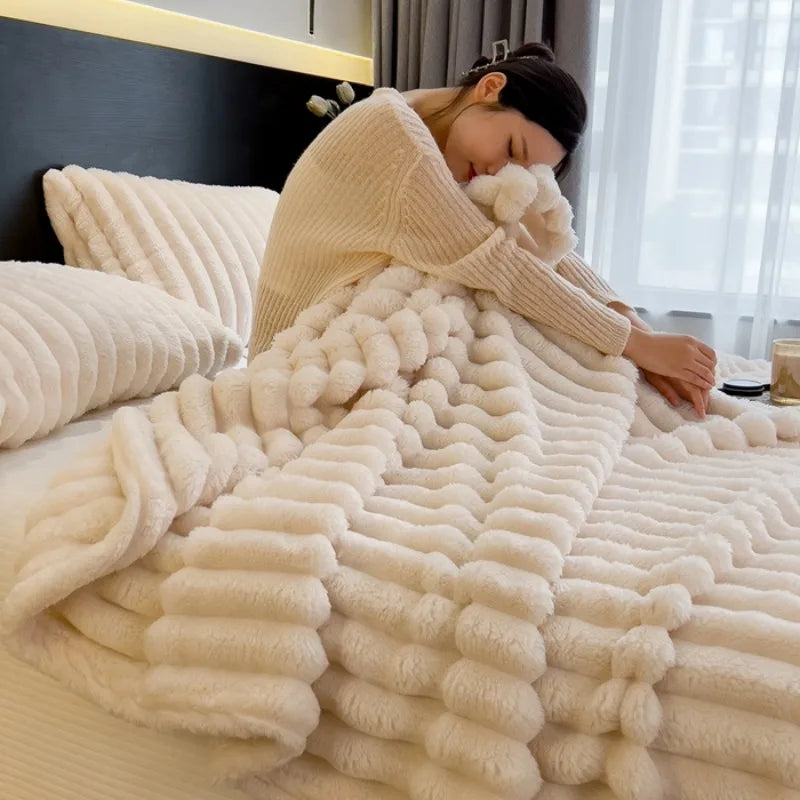 NOUVEAU RICHE Kuscheldecke Korallenfleece 150x200 cm für Bett und Sofa