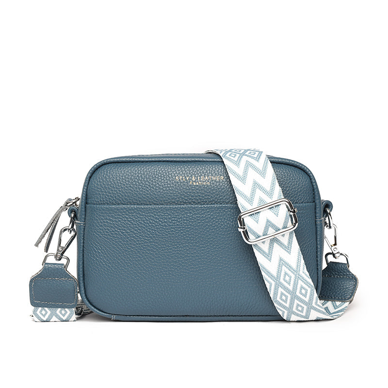 NOUVEAU RICHE Damen Tasche – Handgearbeitete Details als Perfekter Alltäglicher Begleiter Blaue
