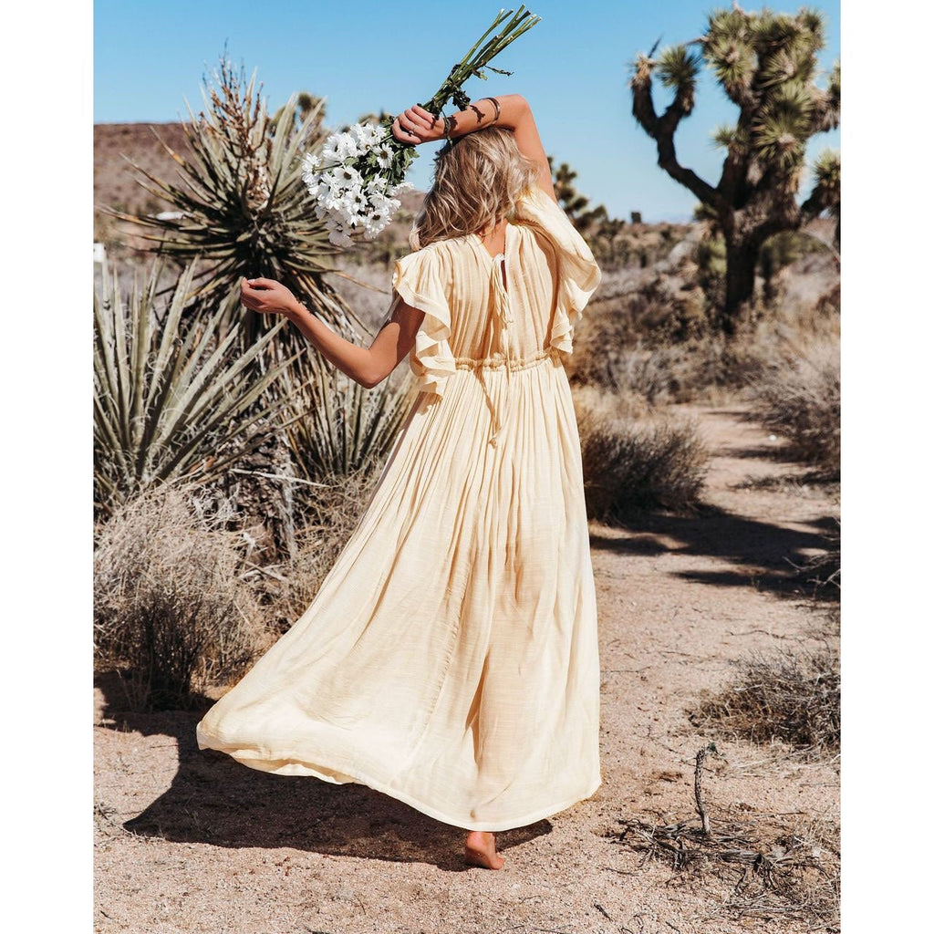 NOUVEAU RICHE Langes Cremefarbenes Boho Kleid Mit Gürtel Tiefer Ausschnitt