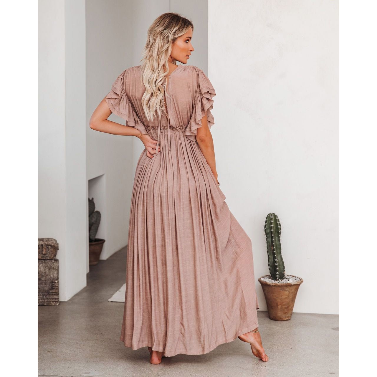 NOUVEAU RICHE Langes Fließendes Bohemian Kleid Sommer Tiefer Ausschnitt