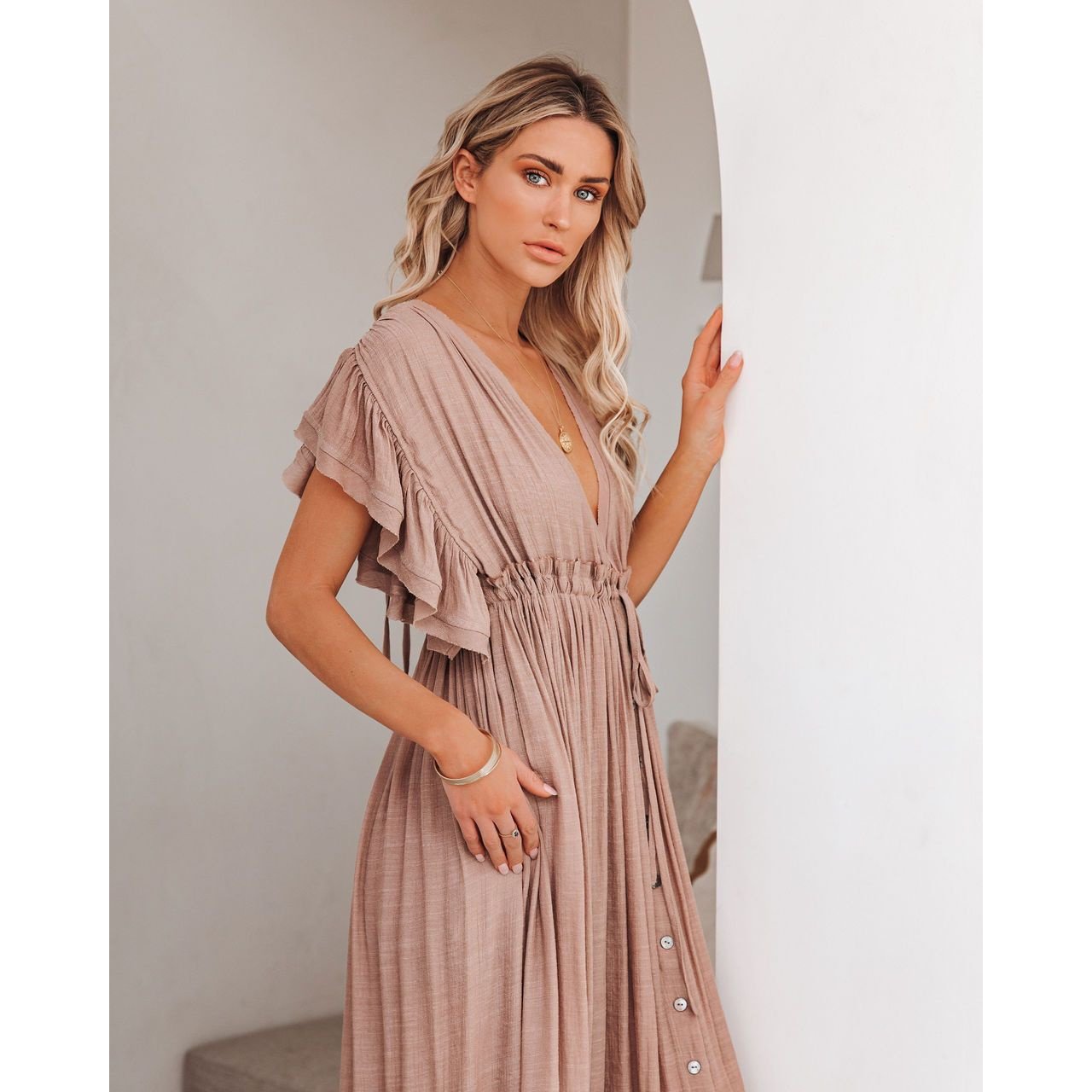 NOUVEAU RICHE Langes Fließendes Bohemian Kleid Sommer Tiefer Ausschnitt