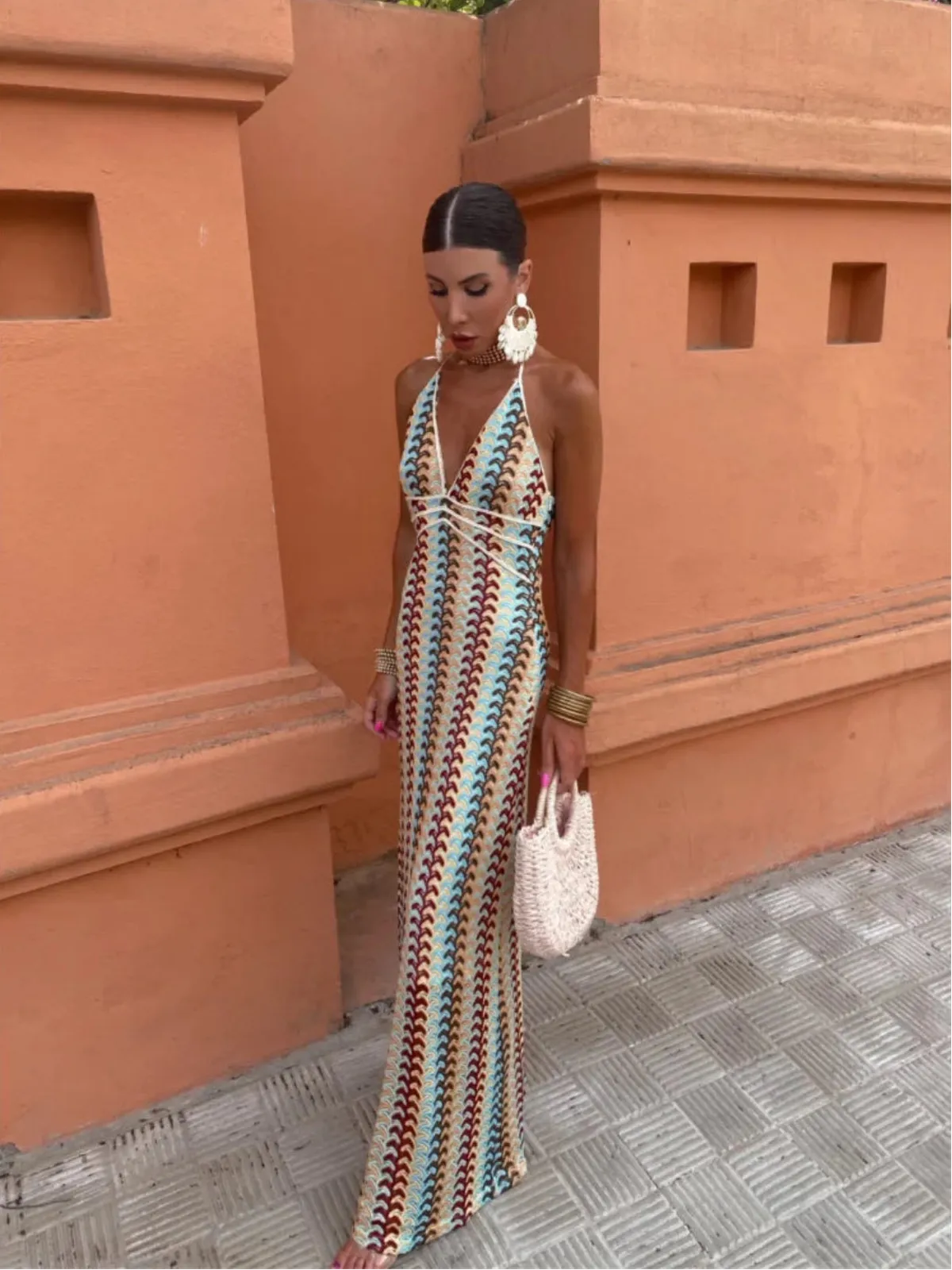 NOUVEAU RICHE Leichtes Neckholder Maxikleid Mit Häkeldetails Für Strandurlaub Mehrfarbig