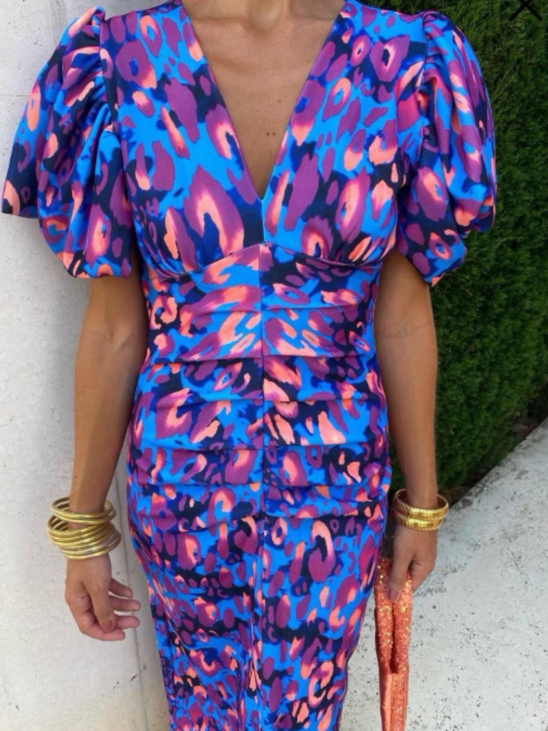 NOUVEAU RICHE Lebhaftes Rüschen Midi Kleid Mit Strukturierten Schultern