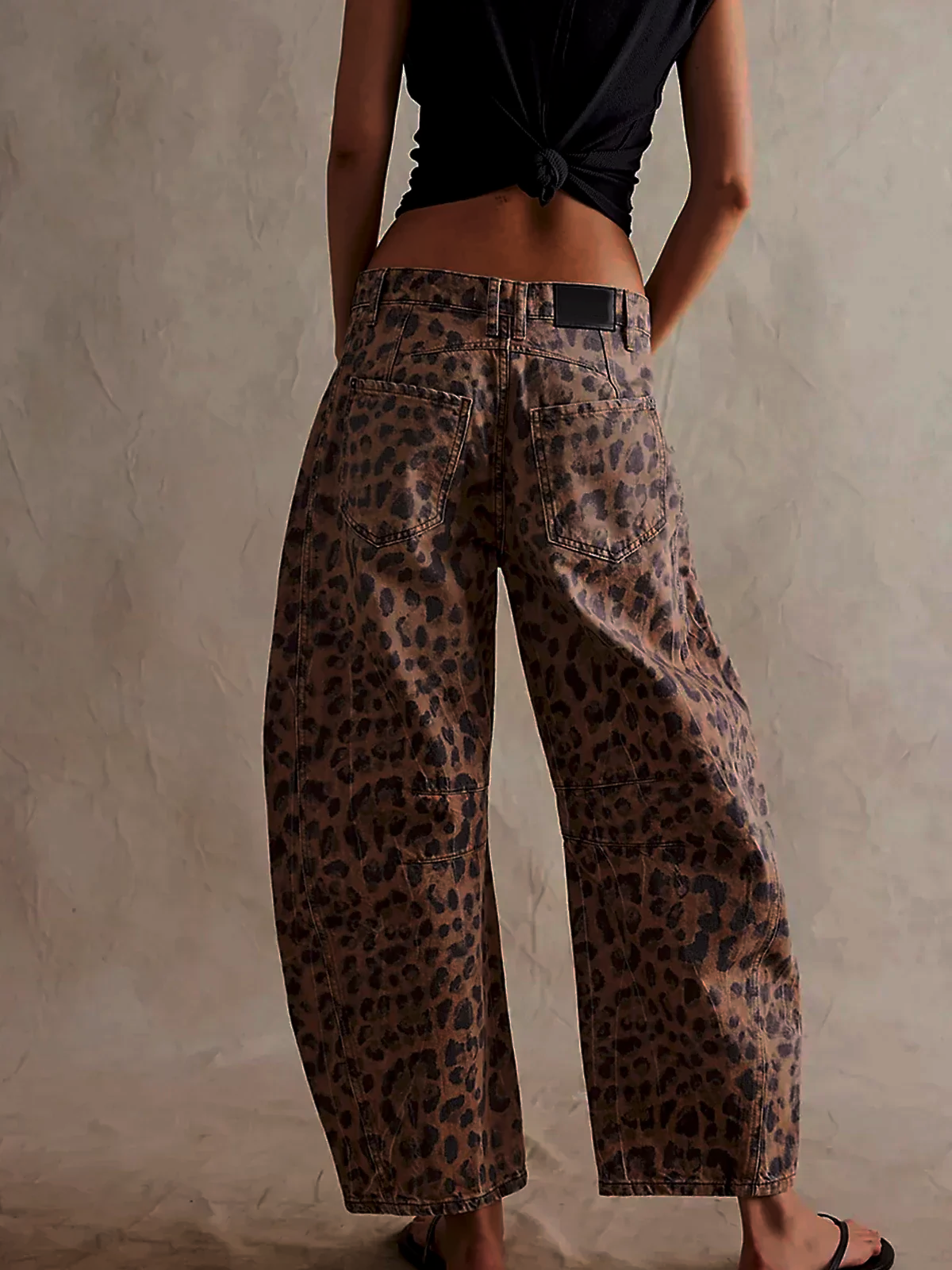 NOUVEAU RICHE Barrel Jeans Mit Leopardenmuster Mittelhohe Passform
