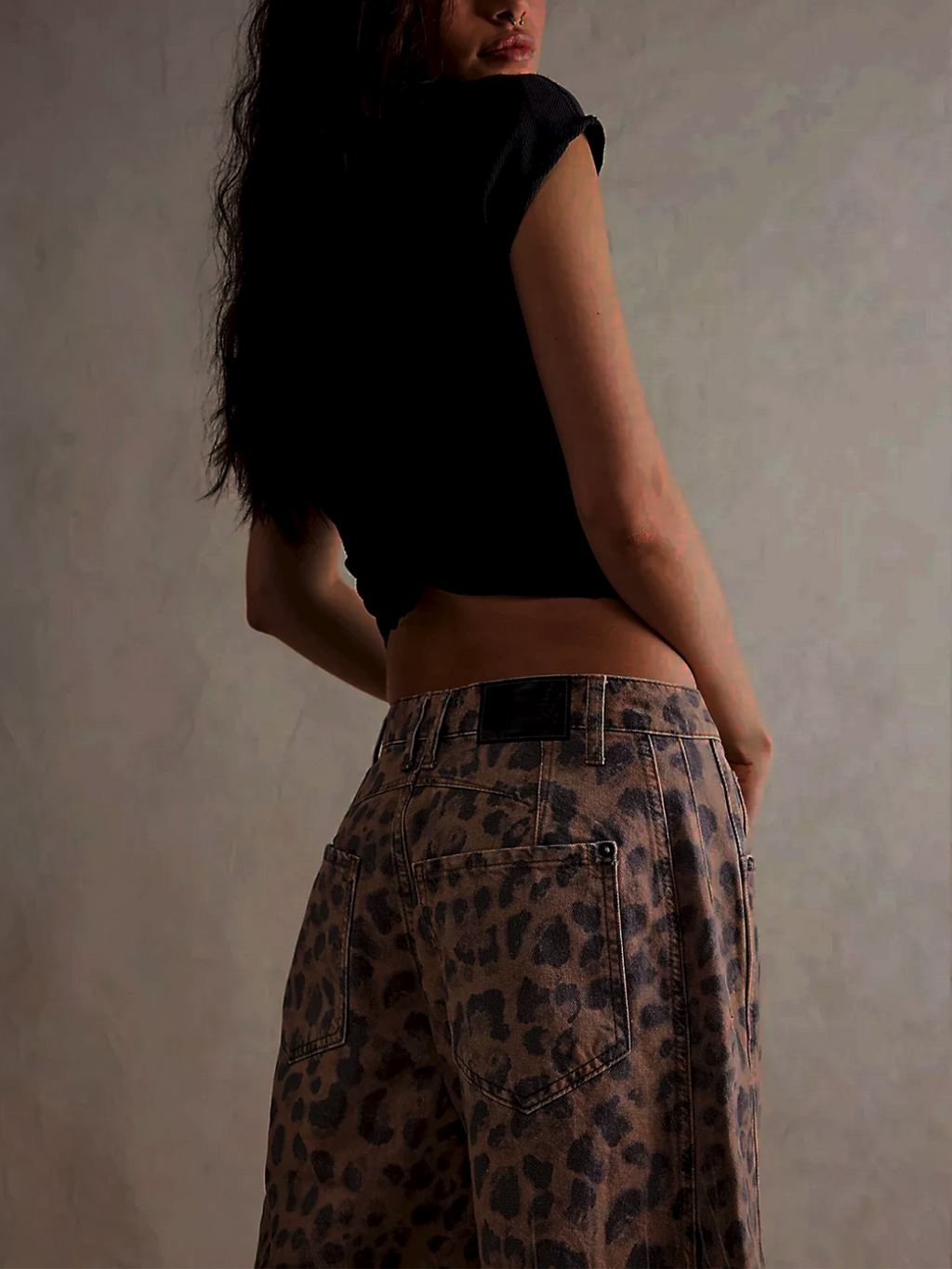 NOUVEAU RICHE Barrel Jeans Mit Leopardenmuster Mittelhohe Passform
