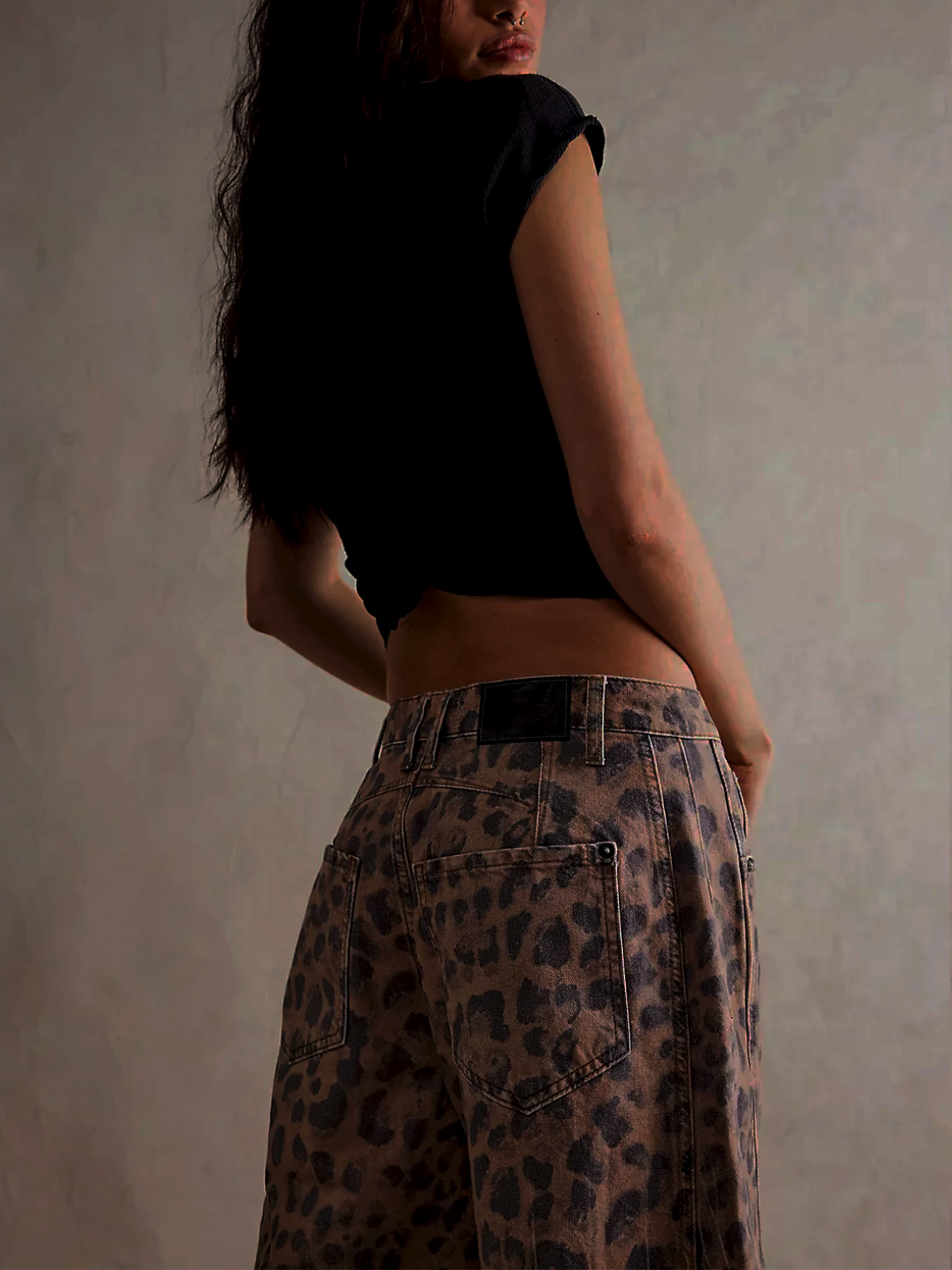 NOUVEAU RICHE Barrel Jeans Mit Leopardenmuster Mittelhohe Passform