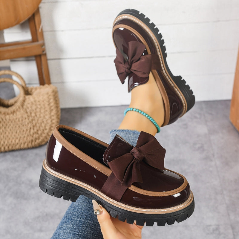 NOUVEAU RICHE Vyssion | Stil und Komfort Glänzende Damen Loafer Braun