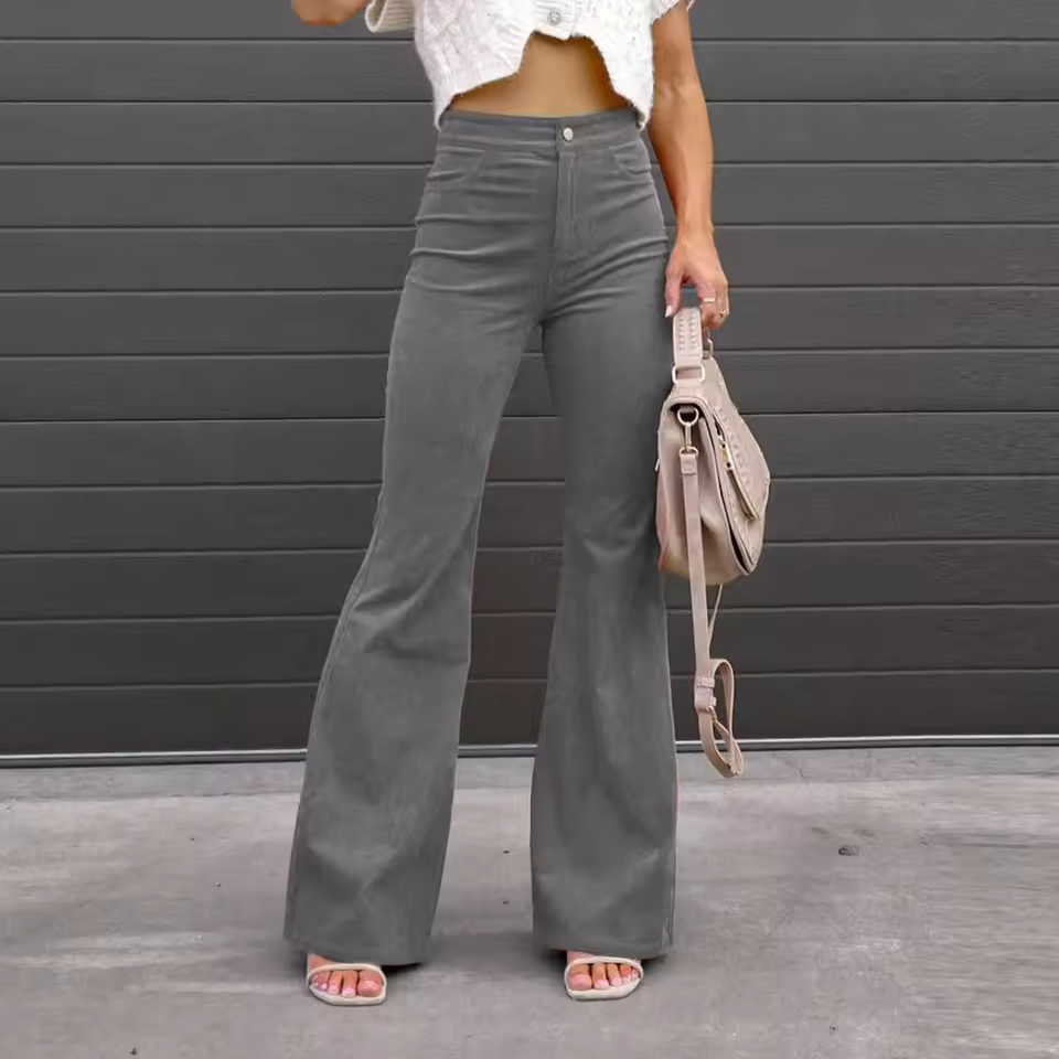 NOUVEAU RICHE Kurvenbetonte Schlaghose Aus Cord Mit Hoher Taille Vintage Grau
