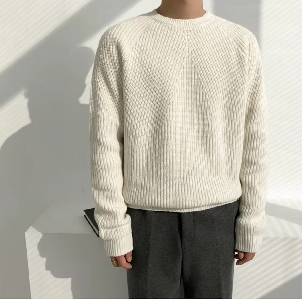 NOUVEAU RICHE Gerippter Baumwollpullover für Herren Zeitloser Komfort und Stil Vielseitiges Basic für Lagenlooks Creme