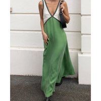 NOUVEAU RICHE Damen-Maxikleid – Kontrastfarben, V-Ausschnitt & figurschmeichelnde Silhouette