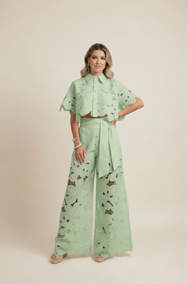 NOUVEAU RICHE Zweiteiliges Damen-Sommerset – Blumenmuster & luftige Stickerei Grün