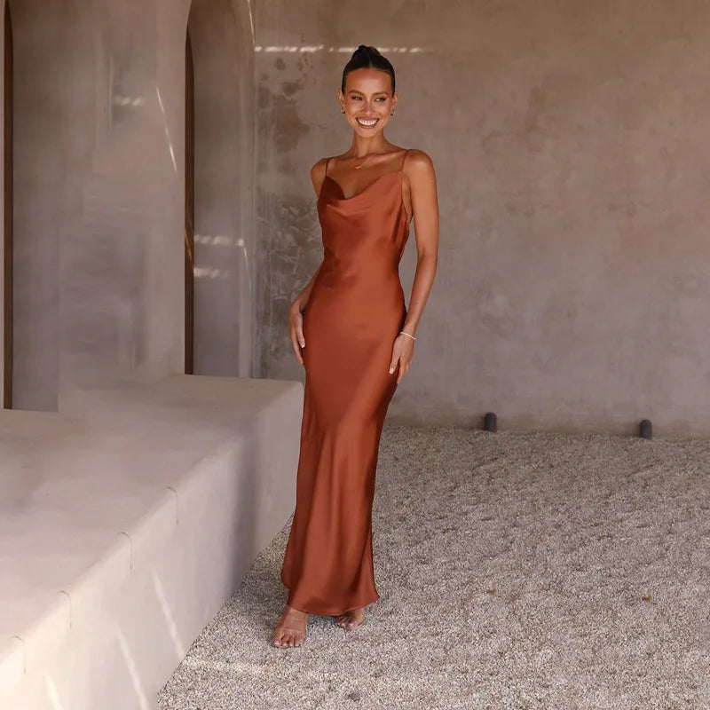 NOUVEAU RICHE Luxuriöses Rückenfreies Satin-Hochzeitsgastkleid Für Damen Braun