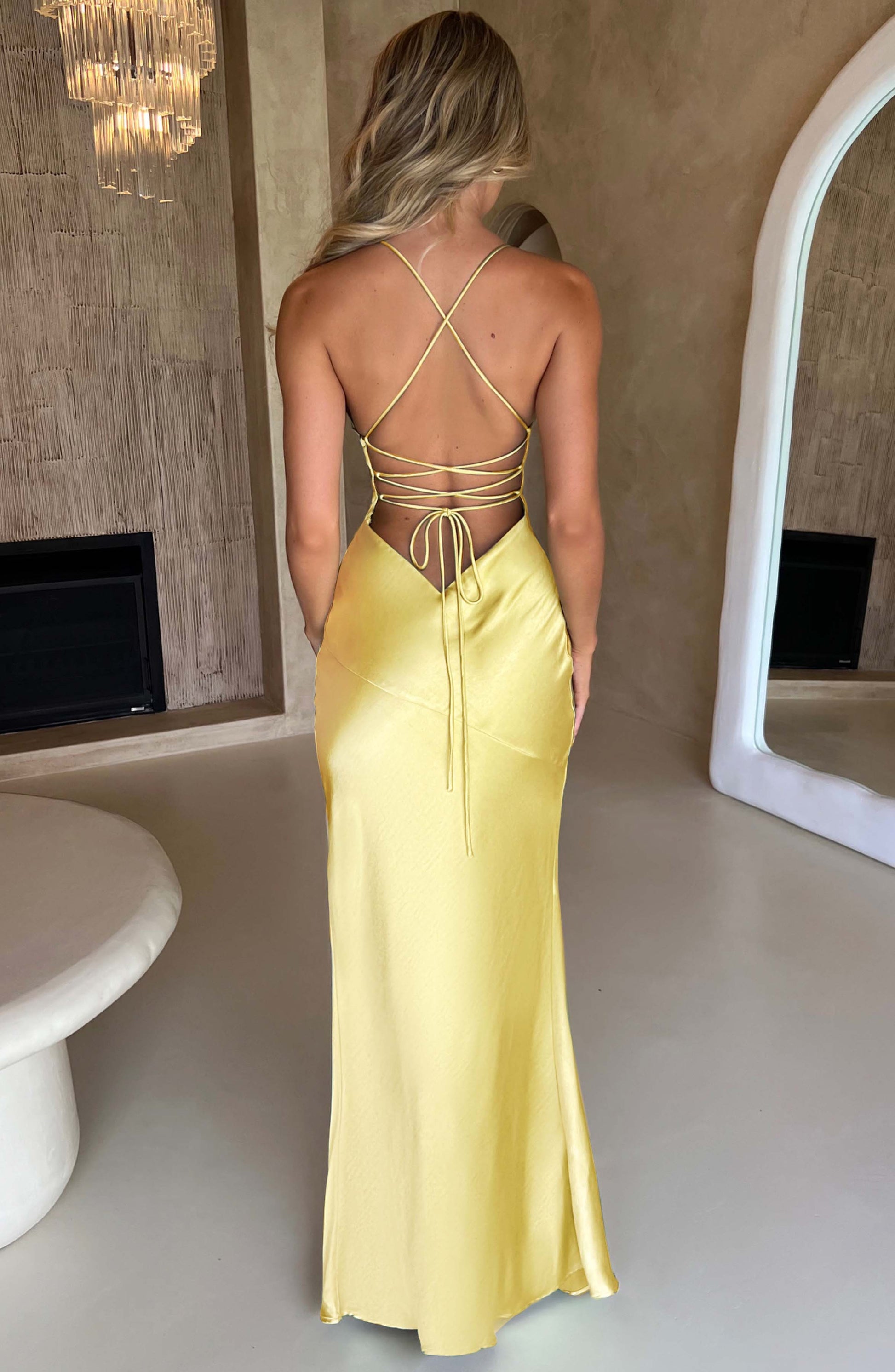 NOUVEAU RICHE Luxuriöses Seidenkleid Maxikleid Satin Glänzender Abendlook