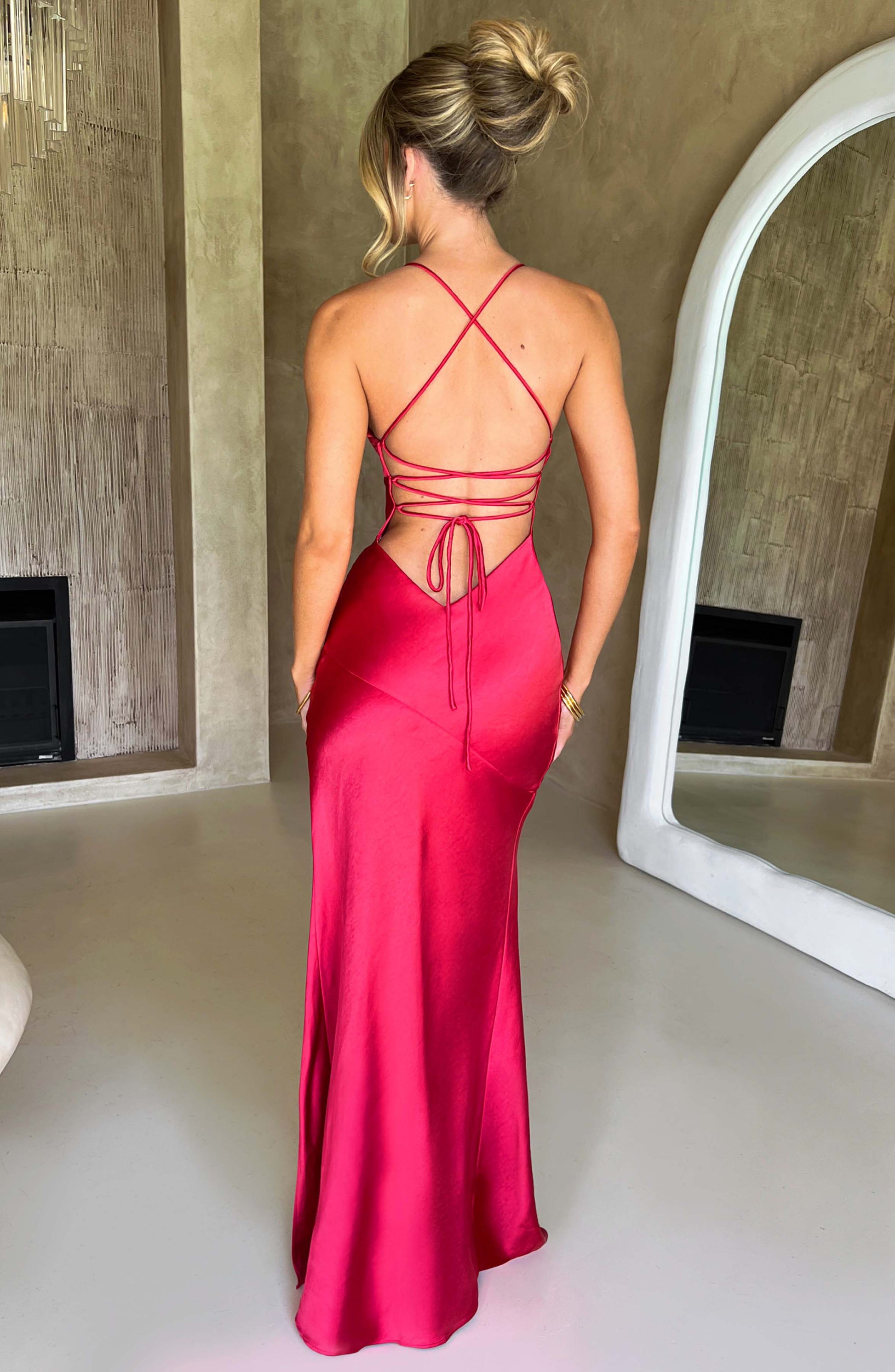 NOUVEAU RICHE Luxuriöses Seidenkleid Maxikleid Satin Glänzender Abendlook