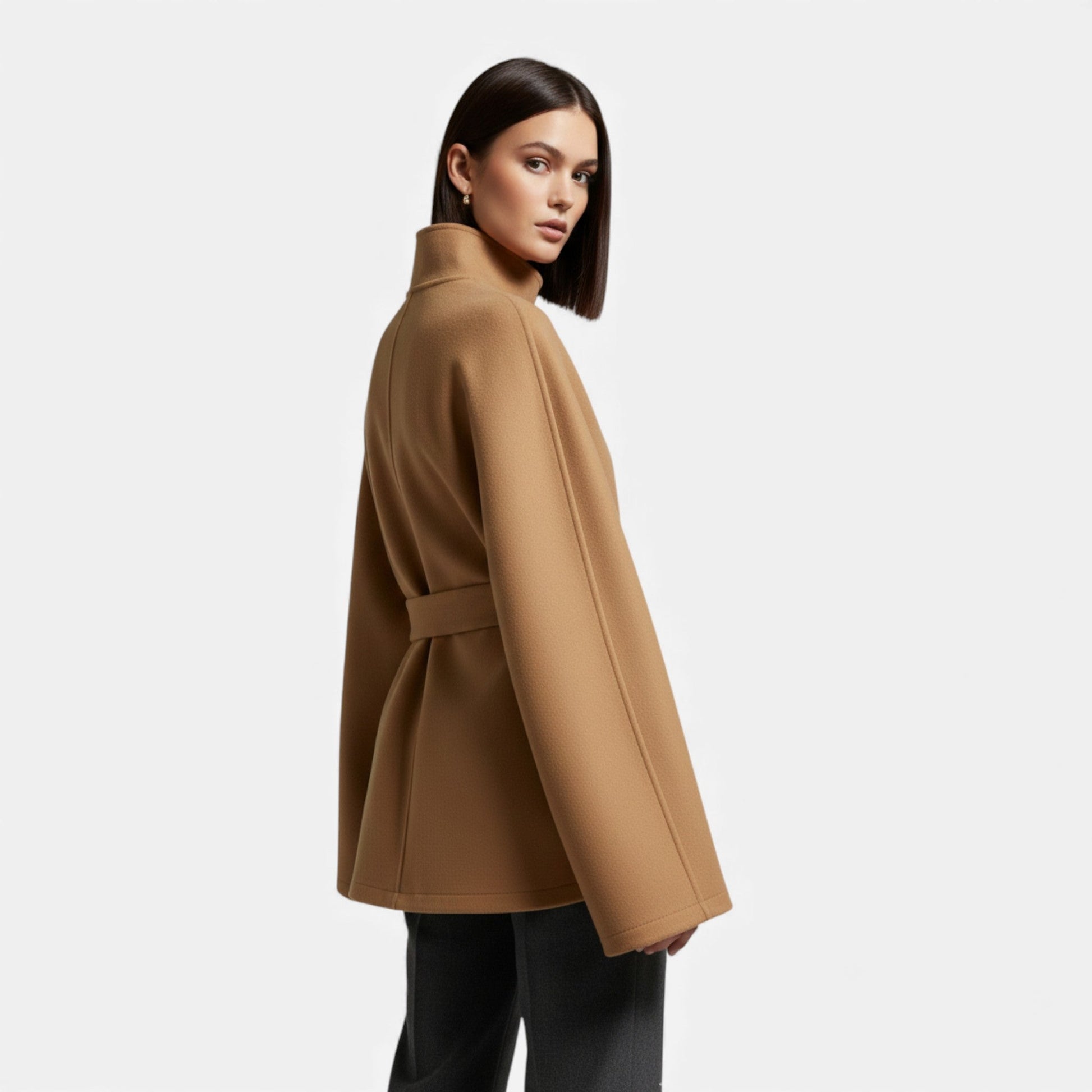 NOUVEAU RICHE Damen Cape-Mantel Kurz – Mit Gürtel & Elegante Silhouette
