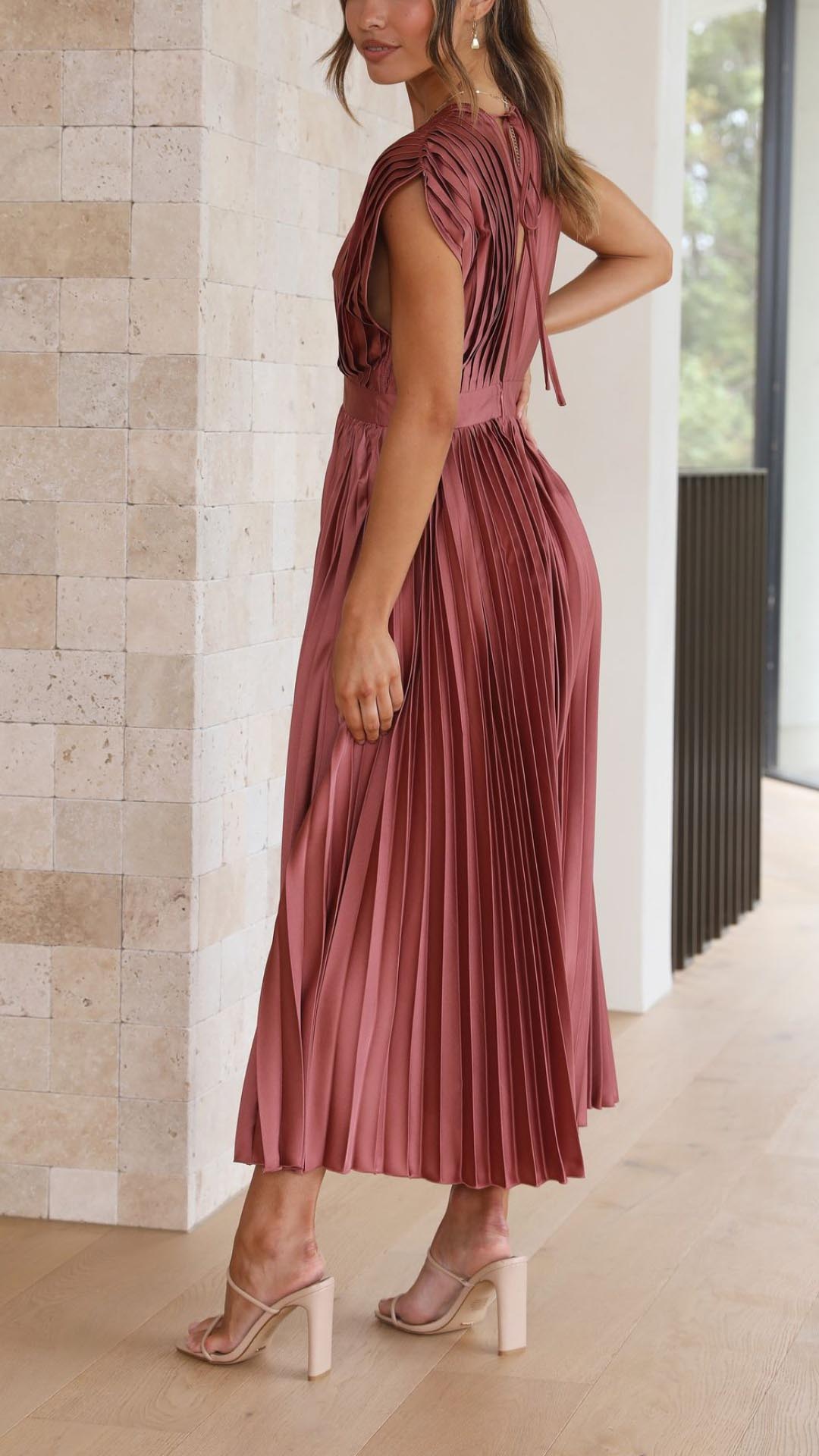 NOUVEAU RICHE Maxi-Kleid Mit Tiefem V Ausschnitt Und Rückenverschluss