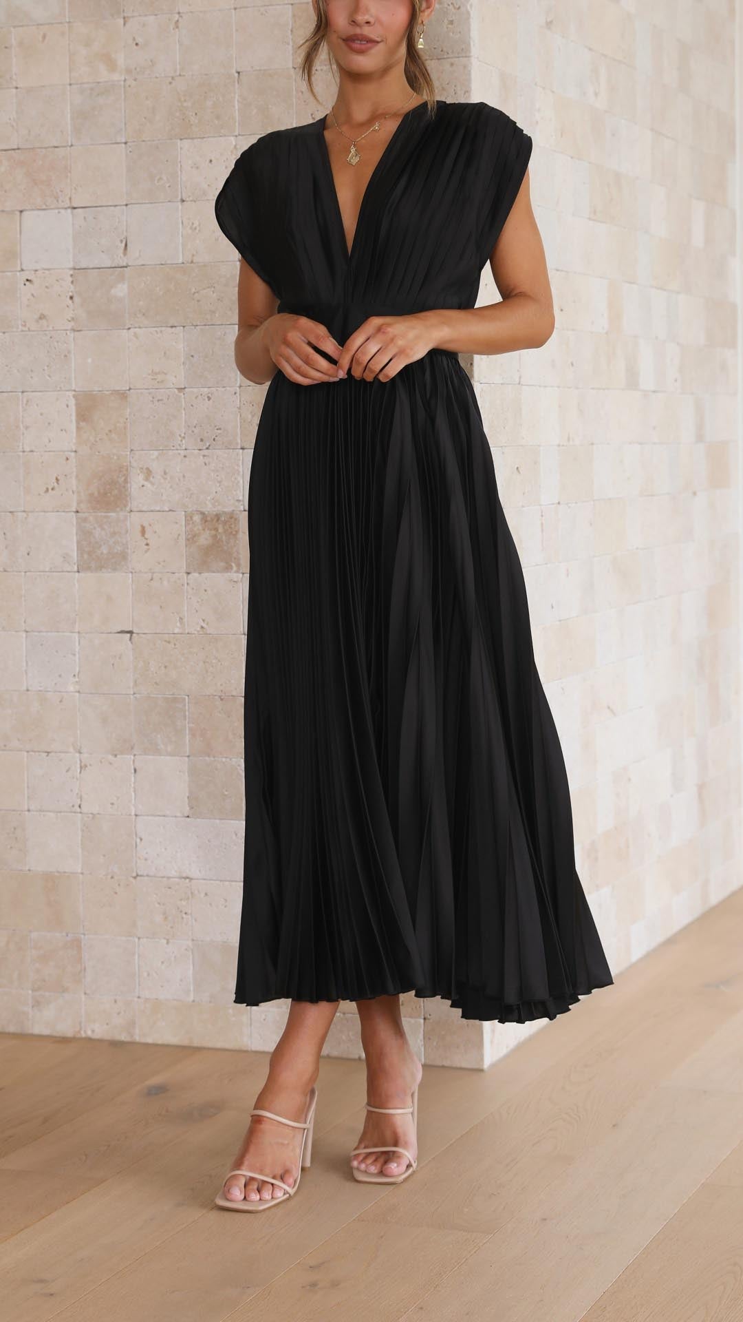 NOUVEAU RICHE Maxi-Kleid Mit Tiefem V Ausschnitt Und Rückenverschluss