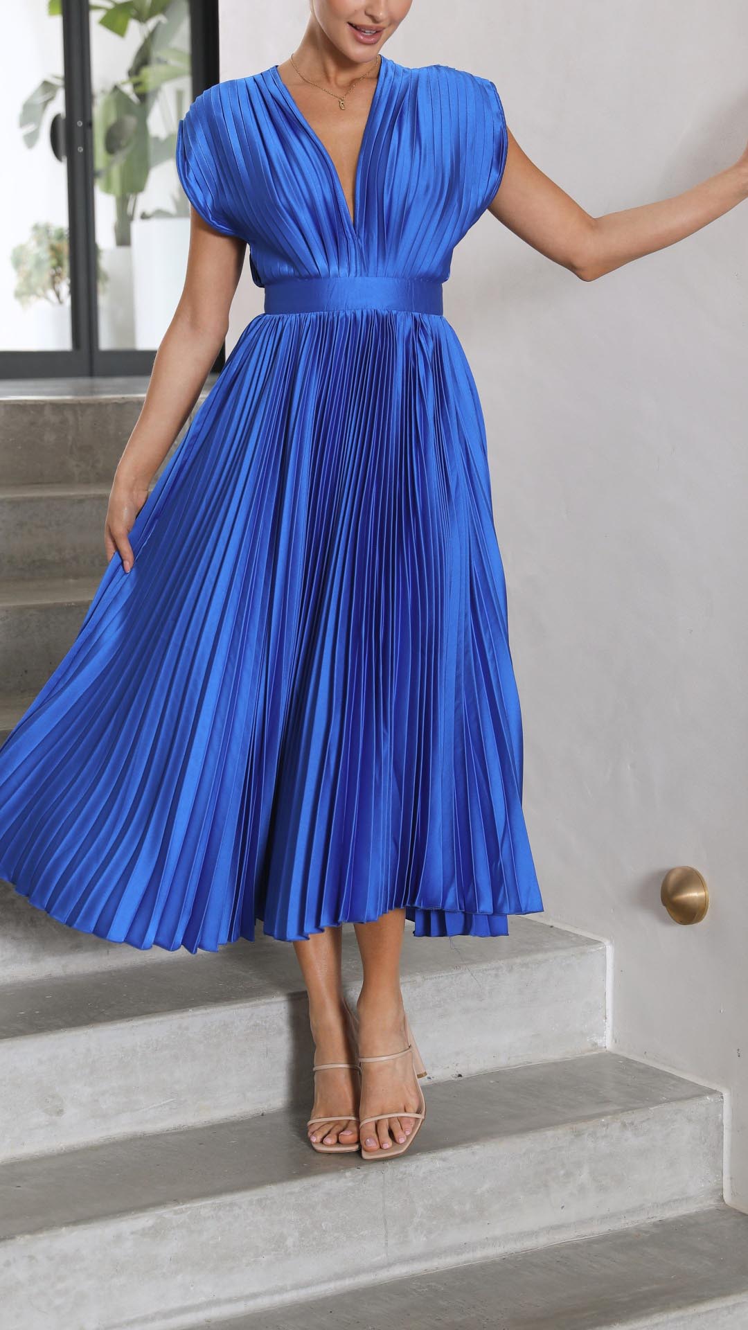 NOUVEAU RICHE Maxi-Kleid Mit Tiefem V Ausschnitt Und Rückenverschluss