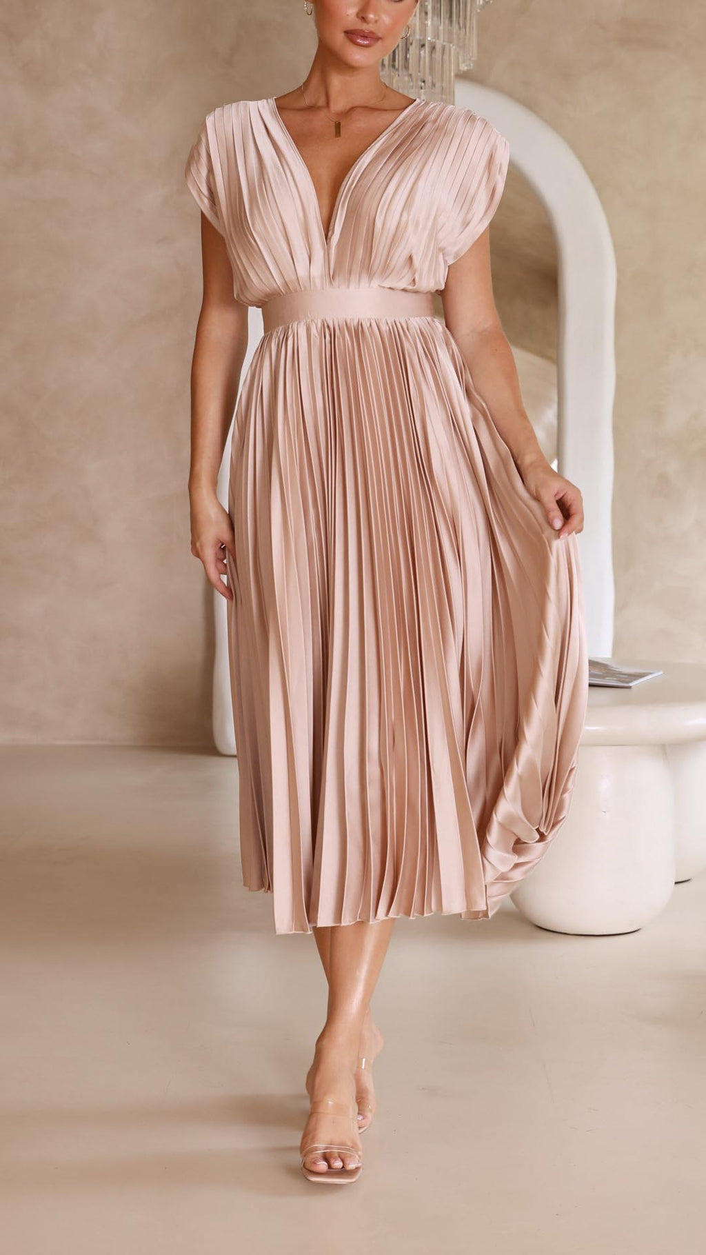 NOUVEAU RICHE Maxi-Kleid Mit Tiefem V Ausschnitt Und Rückenverschluss