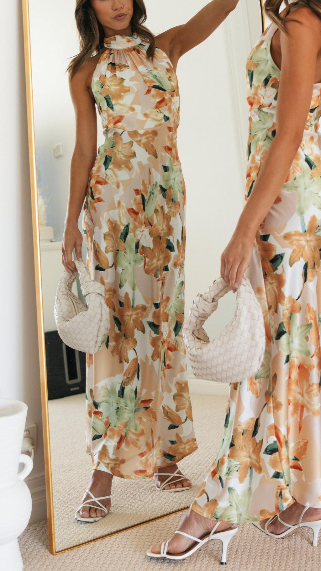 NOUVEAU RICHE Maxikleid Floral Halterneck Offenem Rücken Seidigem Stoff