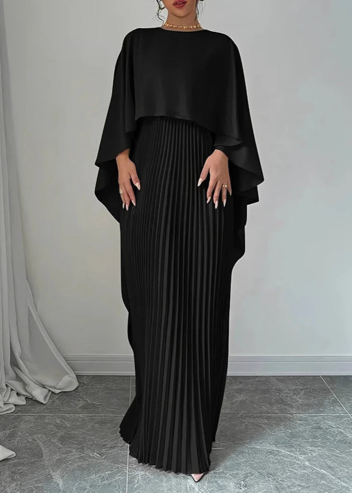 NOUVEAU RICHE Maxikleid Mit Fledermausärmeln Und Hohem Hals Für Abende Schwarz