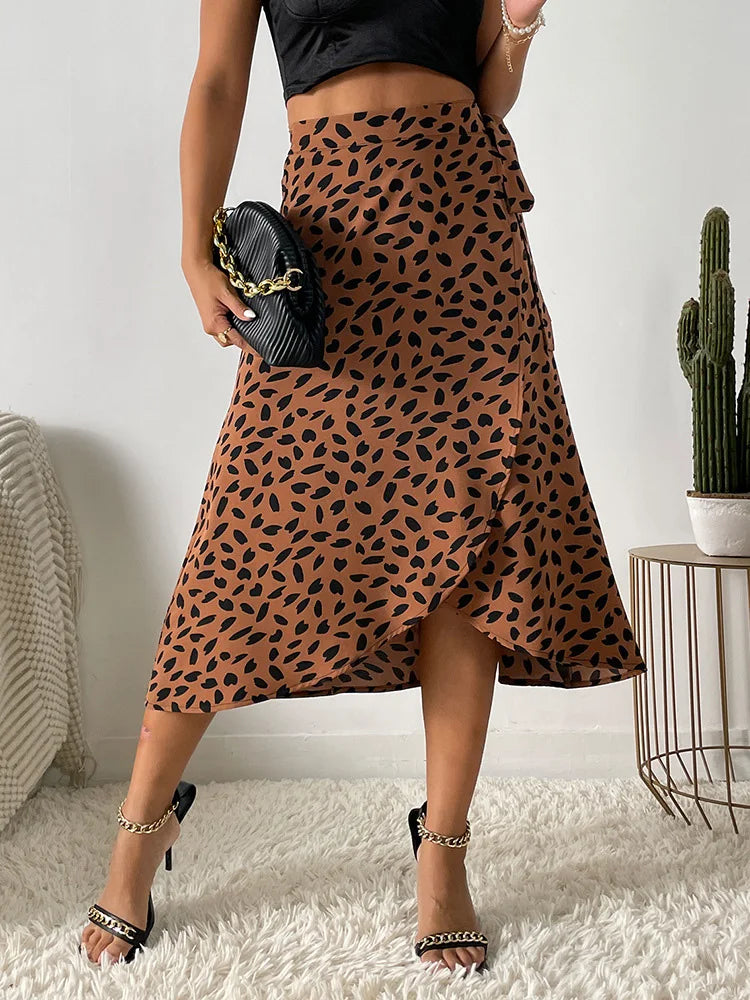 NOUVEAU RICHE Midi Wickelrock für Damen mit Asymmetrischem Saum und Bedrucktem Design in Verstellbarer Passform für Jeden Anlass