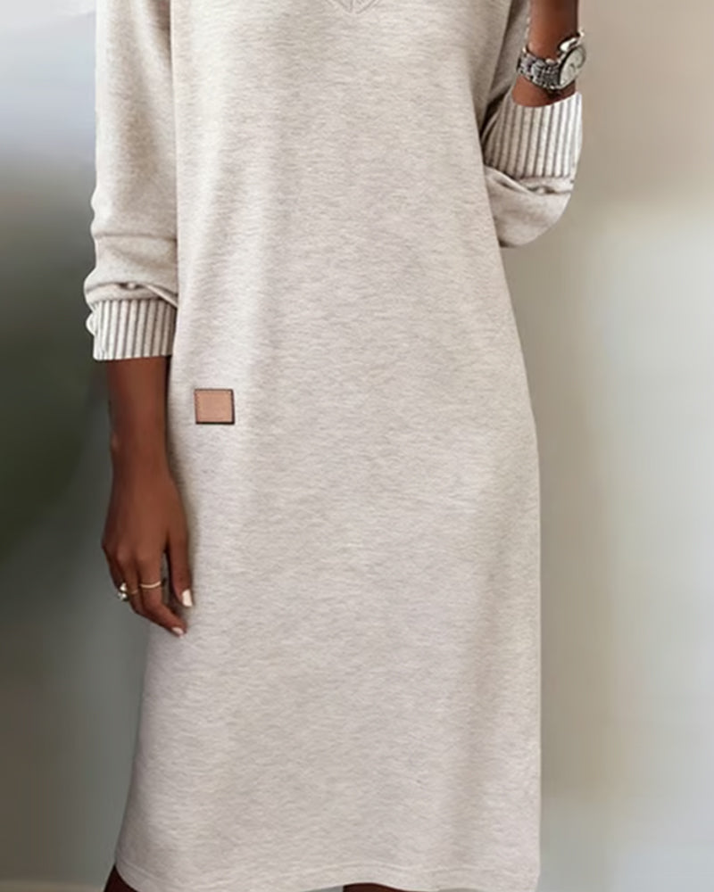NOUVEAU RICHE Damen Strickkleid – Weicher Strick & Elastische Passform