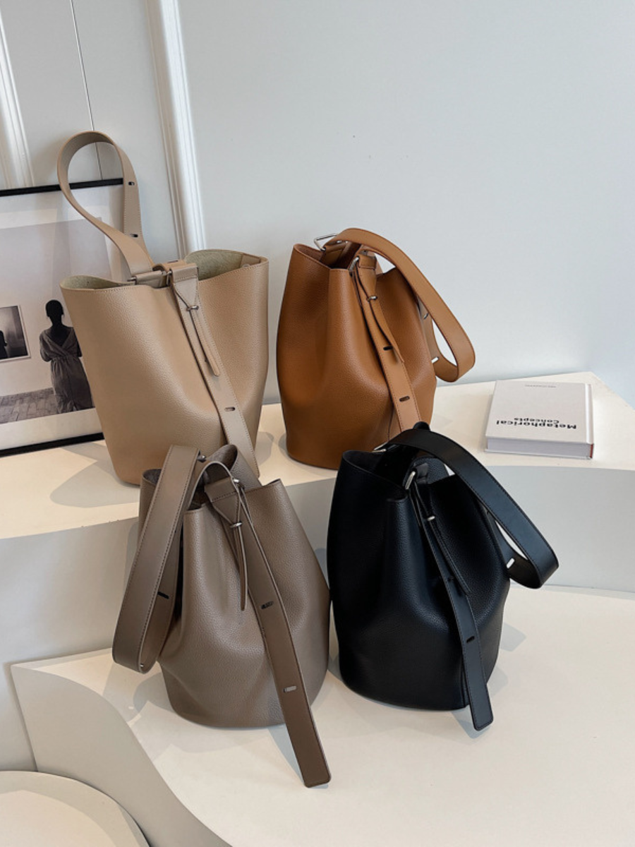 NOUVEAU RICHE Chāme | Damen Handtasche – Edles Leder-Finish, Zeitloses Design & Luxuriöse Eleganz