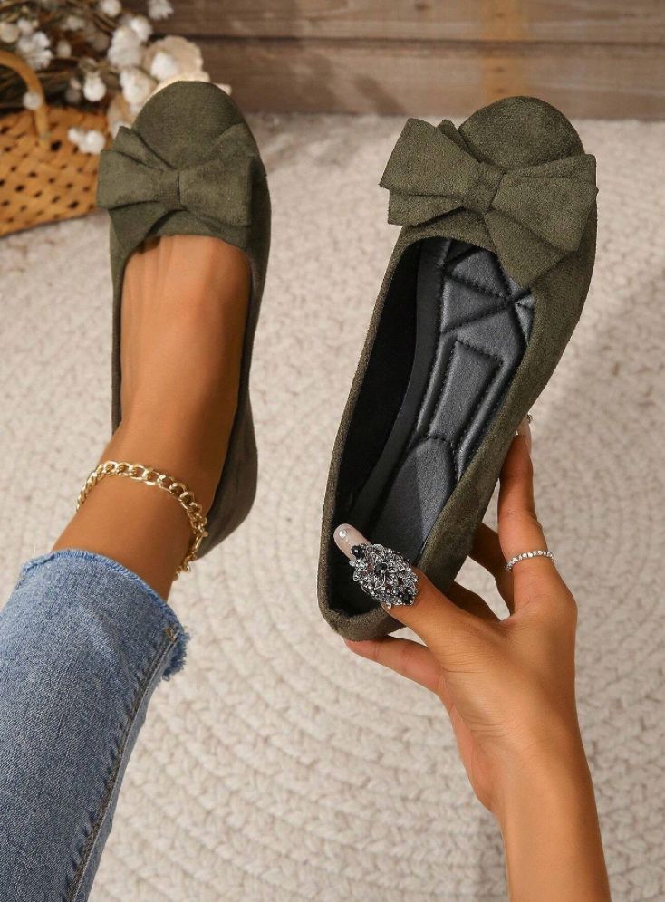 NOUVEAU RICHE Bequeme Damen Slipper Für Alltag Und Ganztagskomfort Dunkelgrün