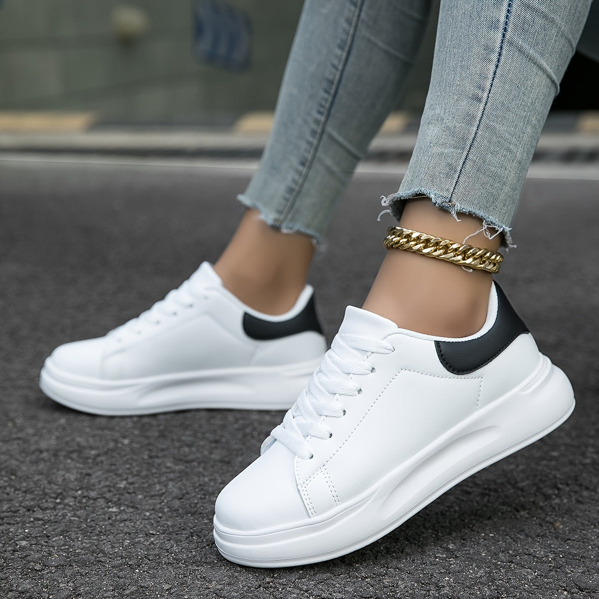 NOUVEAU RICHE Damen Sneaker Aus Weißem Kunstleder Alltagskomfort Leicht