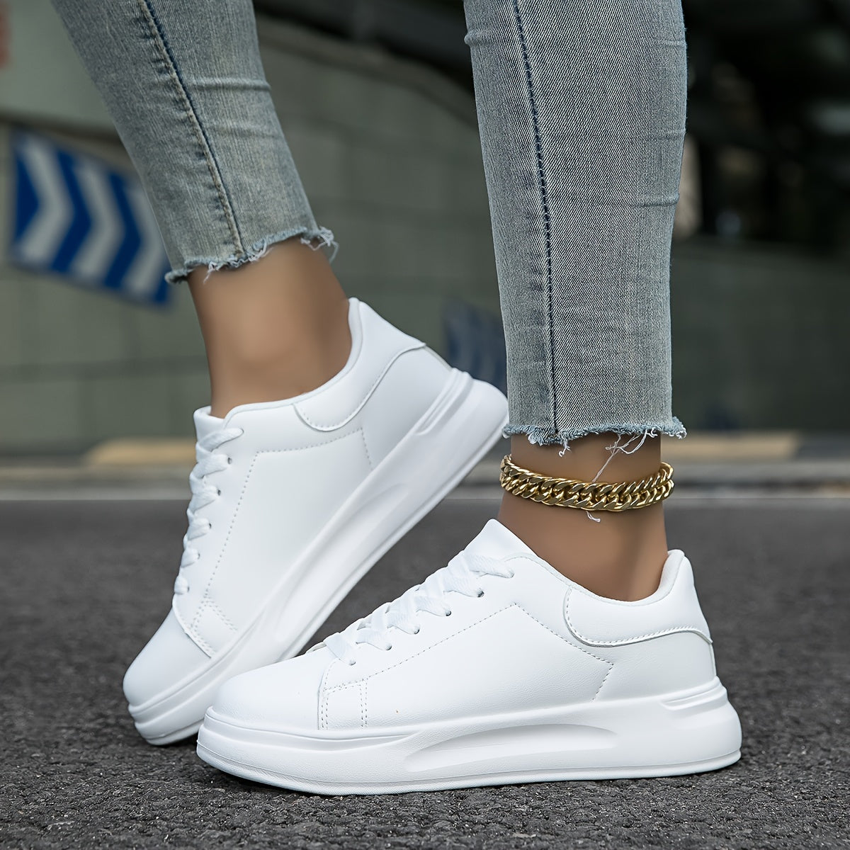 NOUVEAU RICHE Damen Sneaker Aus Weißem Kunstleder Alltagskomfort Leicht